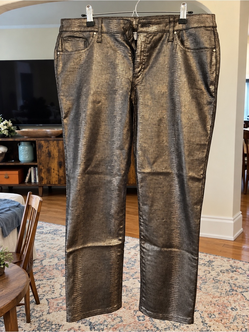 Chico’s metallic bronze snakeskin textured pants size 16P never worn
